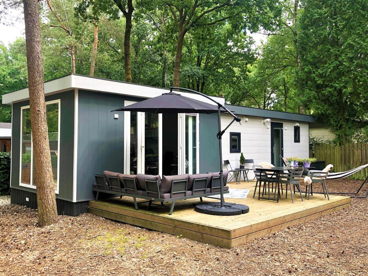 Luxe Chalet Leeuwenhart - Recreation Only Hoenderloo Eksteriør billede